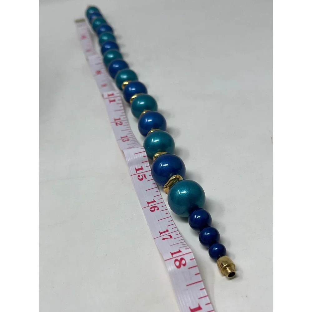 Vintage Chunky Blue Teal Pearlescent Bead Statement Necklace Gold Tone 18 Inch